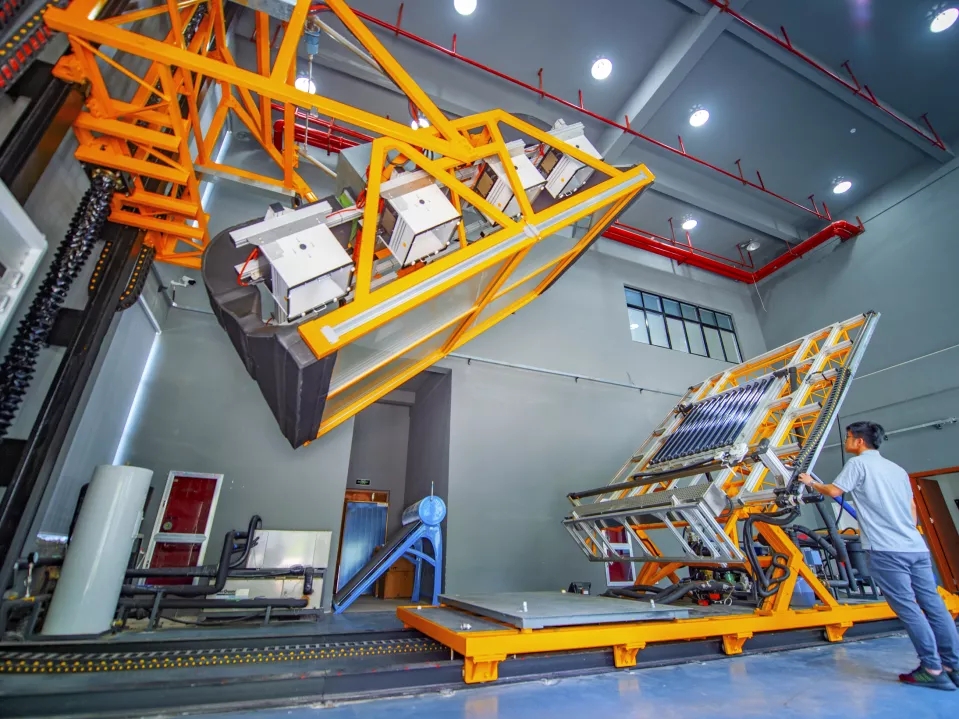 太陽能室內模擬光源服務企業步態穩定一帶一路(圖1) 光源服務發電