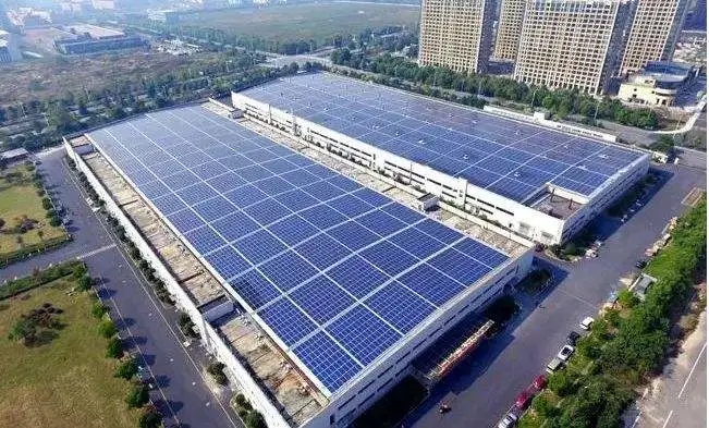 光伏太陽能發(fā)電清潔事項(xiàng)(圖1) 太陽能發(fā)電設(shè)備廠家哪家好